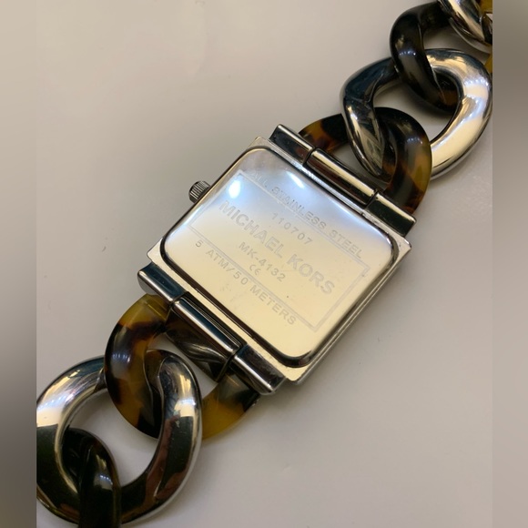 Ladies Michael Kors link bracelet watch - Picture 5 of 9